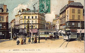 The Place Gambetta: An important hub of the former tram network of Amiens at the beginning of the 20th century