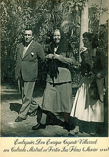 Dana (right) in 1949