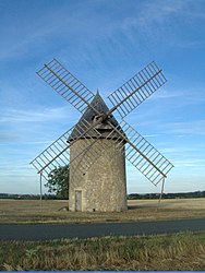 The Tol windmill, in Cherves