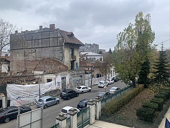 Demolitions - late-19th and early-20th century houses in front of the Școala Centrală National College on Strada Icoanei, Bucharest, demolished in late November 2021 after decades of continuous decay, to make space for an apartment building