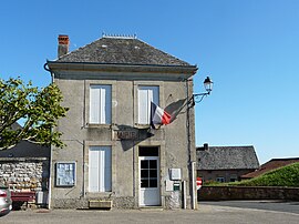 The town hall in Châtres