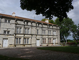The chateau in Étreval