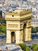 Ansicht des Bogens vom Eiffelturm aus
