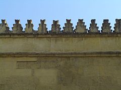 Abgestufte Zinnen an der Mezquíta de Córdoba