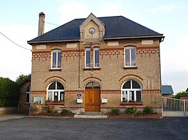 The town hall in Ménil-Lépinois