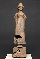 Statuette of the goddess Lama, probably made in a workshop on the outskirts of Mesopotamia. Isin-Larsa period (2000-1800 BC). Royal Museums of Art and History - Brussels