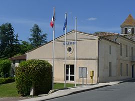The town hall in Saint-Martin-du-Bois