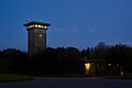 Turmgebäude zur blauen Stunde, Raketenstation Hombroich, Neuss - 7387.jpg