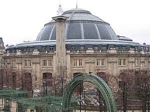 Dome of the Bourse de Commerce, the former grain market, the first Paris building with a metal frame. (1811)