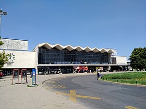 Novi Sad railway station by Imre Farkas and Milan Matović, 1964