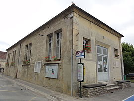 The town hall of Puiseux-en-Retz