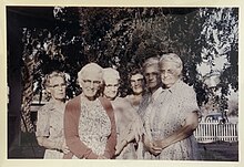 Edith (far right) with family (Ethel, Olive, Norma) and friends