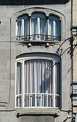 Sinous oblate arches – Windows of the Fernand Dubois House (Avenue Brugmann no. 80) in Brussels, by Horta (1901–1903)