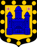 The town's coat of arms, a castle surrounded by 13 solid gold circles or heraldic bezants.
