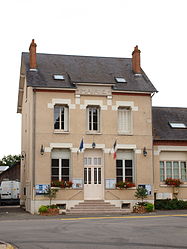 The town hall in Coulmiers