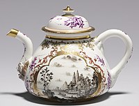 Teapot, c. 1724-25, Walters Art Museum