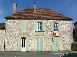 The town hall in Naussannes