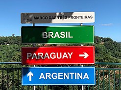 Signpost on Brazilian side noting the triple frontier