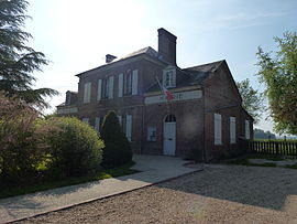 The town hall in Graveron-Sémerville