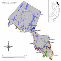 Location of Passaic in Passaic County highlighted in yellow (left). Inset map: Location of Passaic County in New Jersey highlighted in black (right).