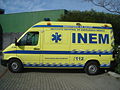 Rettungswagen in der einheitlichen INEM-Gestaltung