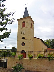 The church in Tragny