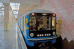 Train (model 81-718.2) on 23 Serpnia station.