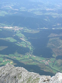 General overview of the valley of Atxondo