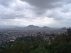 Blick vom Cerro de la Estrella auf Iztapalapa