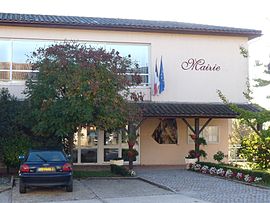 The town hall in Maransin