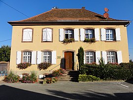 The town hall in Saessolsheim