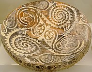 Polychrome dish from Phaistos, Old Palace period (1800-1700 BCE). Heraklion Archaeological Museum, Crete (photo by Olaf Tausch).