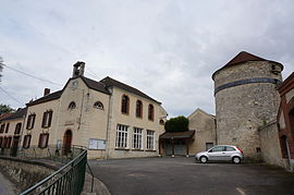 The town hall in Vandières
