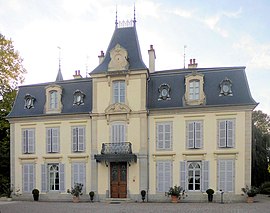 The chateau in Pusy-et-Épenoux