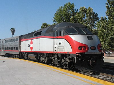 MPI MP36 locomotives still carry as-ordered gray and red livery (2007)