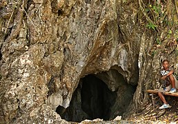 Kalksteinhöhle bei Loi-Huno