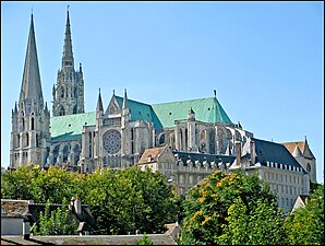 Overview of Chartres Cathedral (1194–1220)