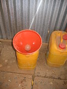 Low-cost waterless portable urinal in Burkina Faso