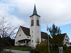 Katholische Kirche Bruder Klaus mit Pfarrhaus