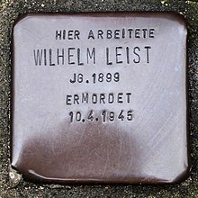 Stolperstein für Wilhelm Leist in der Huttenstraße 12 (Betriebsgelände der Siemens AG Gasturbinenwerk Berlin), Berlin-Moabit