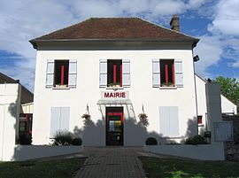 The town hall in Bannost-Villegagnon