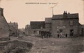 An old postcard view of Guigneville