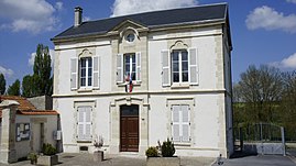 The town hall in Magneux