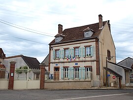 The town hall in Rousson
