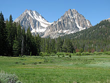 Castle and Merriam peaks in the White Cloud Mountains
