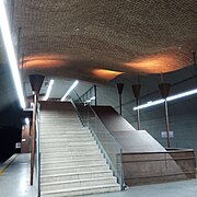 Shiraz Metro-Vakilo Roaya Station
