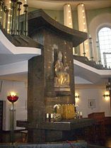 altar column