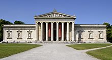 The Glyptothek in Munich, designed by architect Leon von Klenze and built 1816–30, an example of Neoclassical architecture.