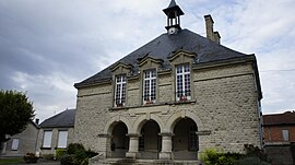 The town hall in Saint-Hilaire-le-Grand