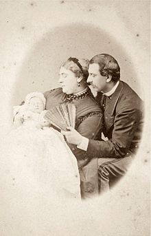Herzog Franz von Teck mit Ehefrau Mary Adelaide und Tochter Mary, 1867.